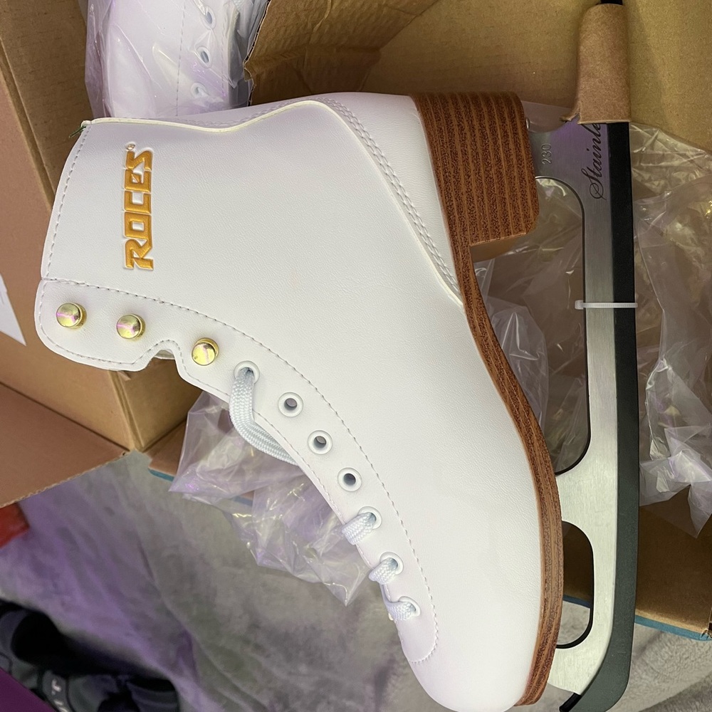 Ice Skates